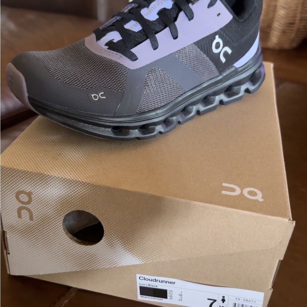 On Cloud Cloudrunner Iron/Black
